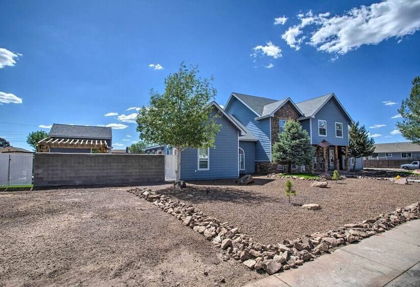 Spacious Williams Retreat W/ Games & Hot Tub!