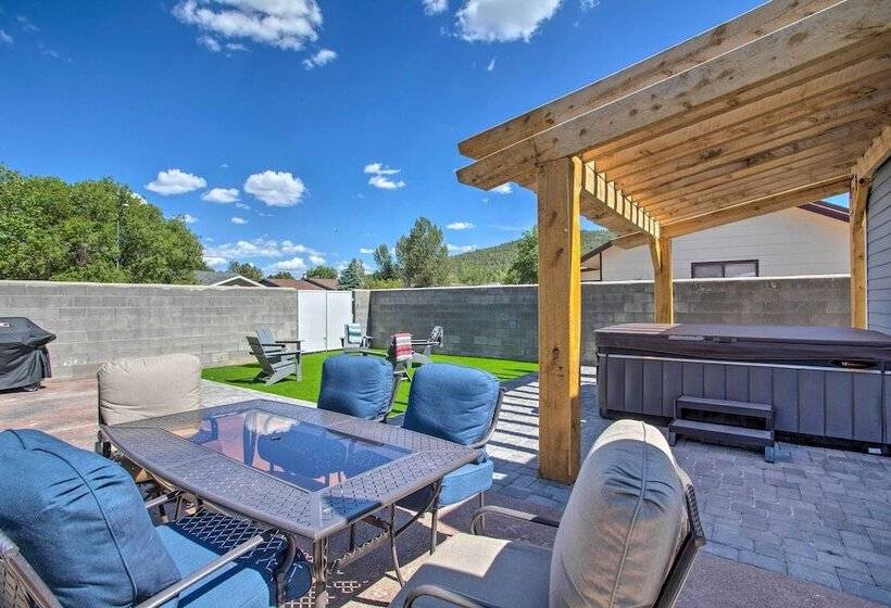 Spacious Williams Retreat W/ Games & Hot Tub!