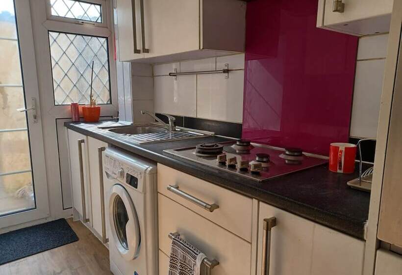 ベッドアンドブレックファースト Melo House Grove 46 Grove Road