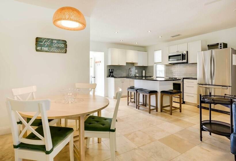 St Augustine Cottage W/ Fire Pit   Walk To Pier!