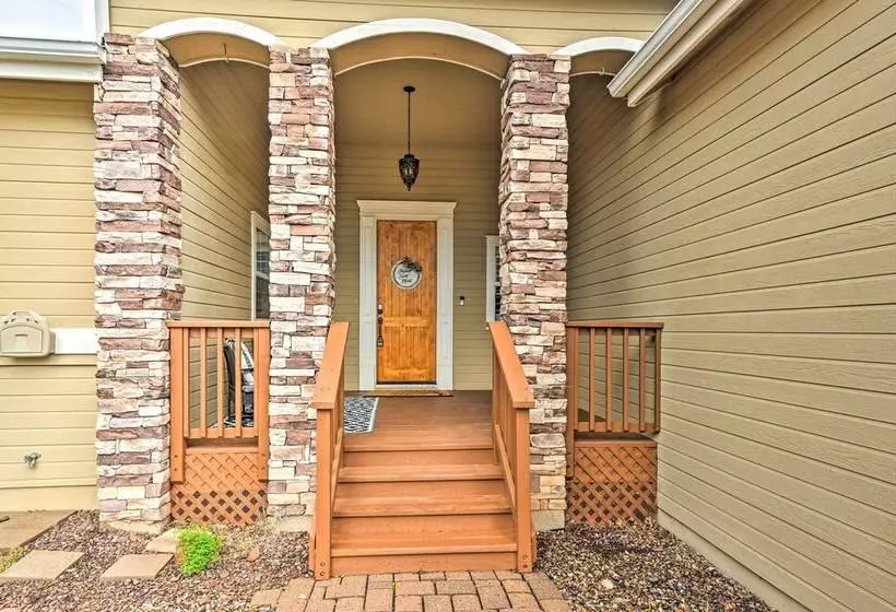 Bellemont Family Home W/ Hot Tub & Playground Set
