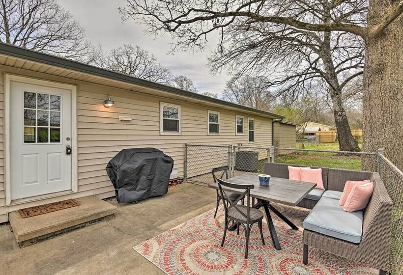 Cozy Murfreesboro Home W/ Furnished Patio!
