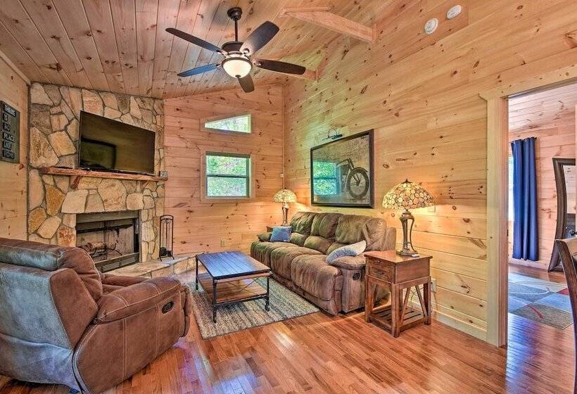 Custom Mtn Cabin By Hiking/motorcycle Routes!