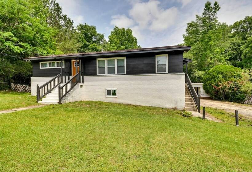 Delightful Tuskegee Home Great For Families!