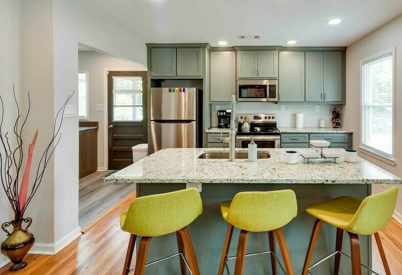 Delightful Tuskegee Home Great For Families!