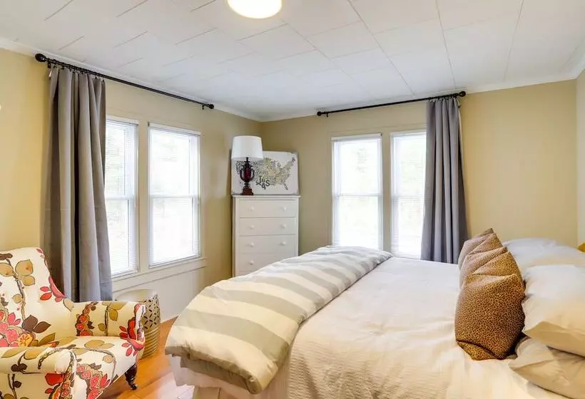 Grand Junction Lake Home: 13 Mi To South Haven!