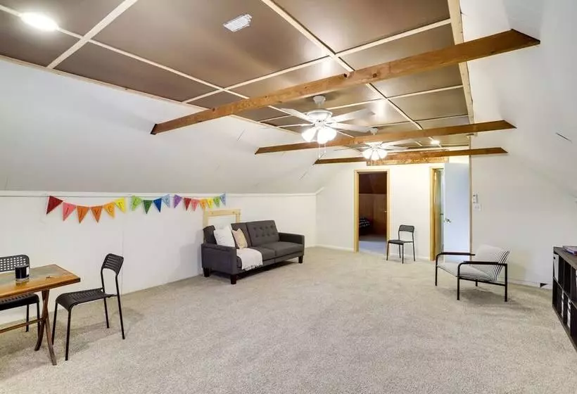 Grand Junction Lake Home: 13 Mi To South Haven!