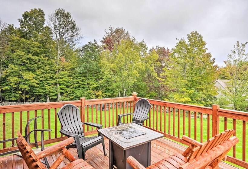 Grand Windham Retreat W/ Fire Pit & Game Room
