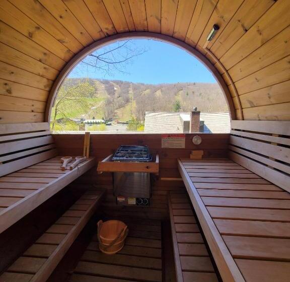 בית מלון כפרי Little Cat Lodge