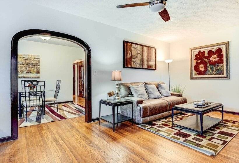 Idyllic Home Near Indianapolis Motor Speedway