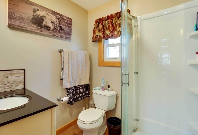 Lake Wallenpaupack Cabin W/ Boat Trailer Parking