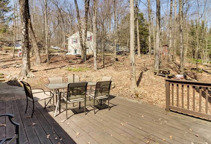 Lake Wallenpaupack Cabin W/ Boat Trailer Parking