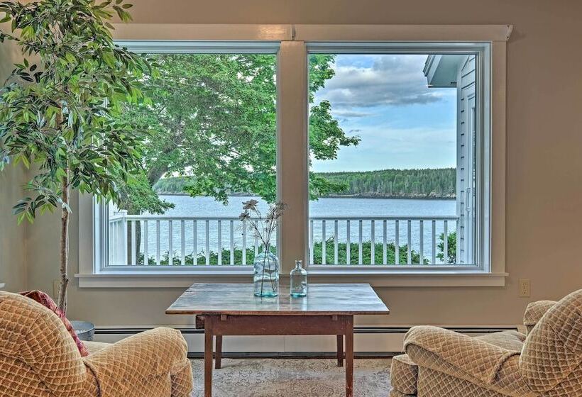 Lovely Waterfront Owls Head Home W/ Own Beach