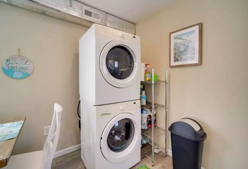 North Wildwood Vacation Rental: 4 Blocks To Beach