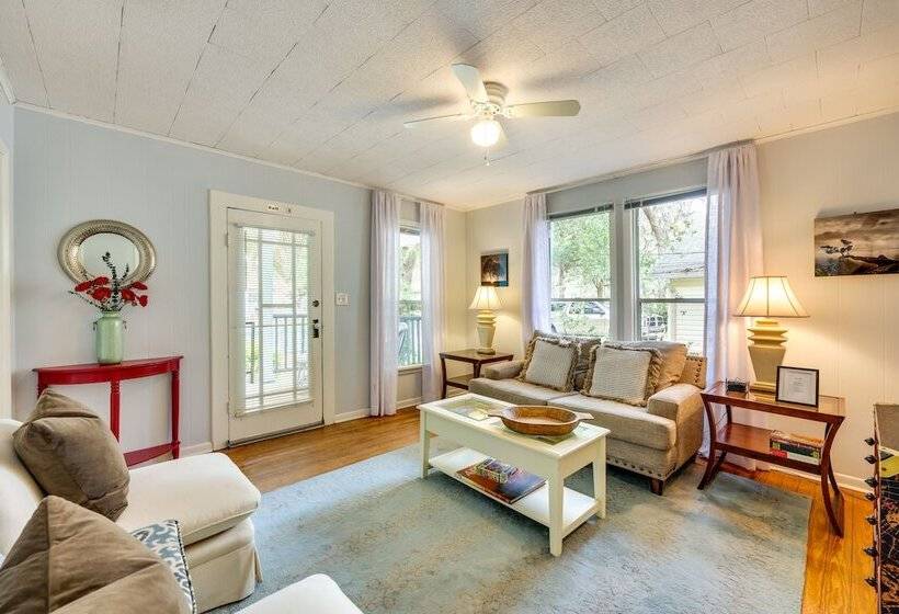 Old Florida Cottage In St Augustine W/ Porch!