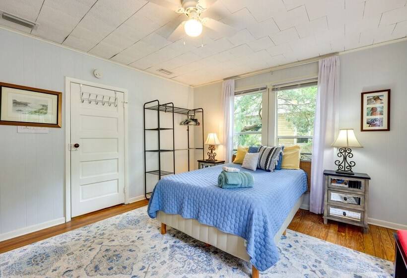 Old Florida Cottage In St Augustine W/ Porch!