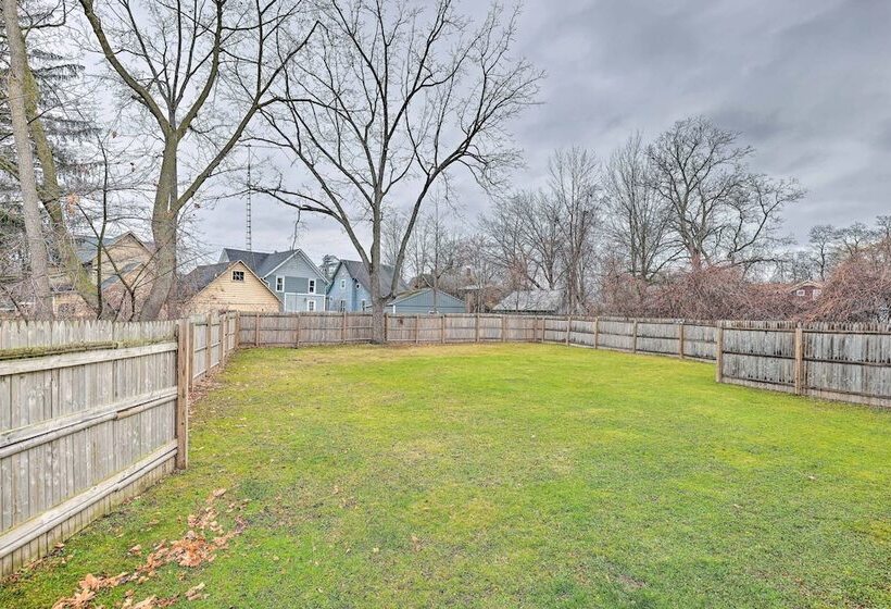 Victorian Home In Penn Yan ~ 1 Mi To Keuka Lake!