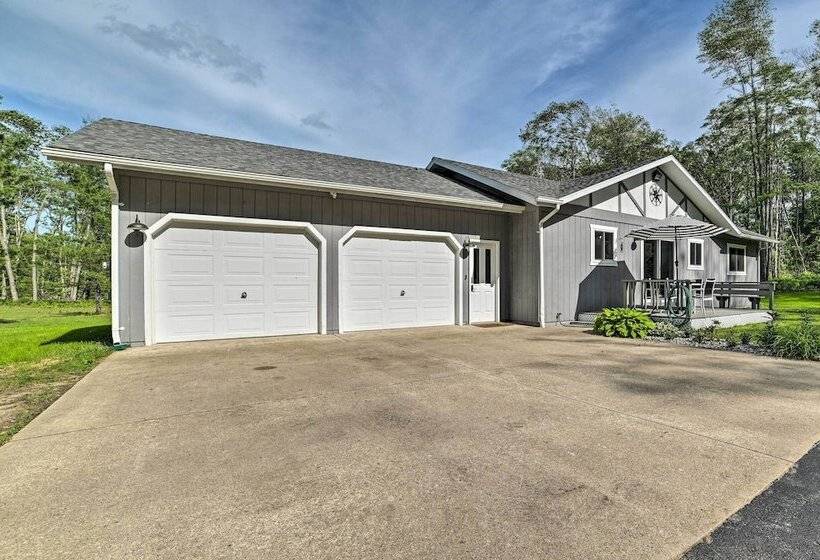 Pet Friendly Home W/ Hot Tub In Northern Michigan!