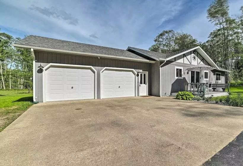 Pet Friendly Home W/ Hot Tub In Northern Michigan!