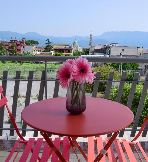 تختخواب و صبحانه Rosa Rooms Pompei