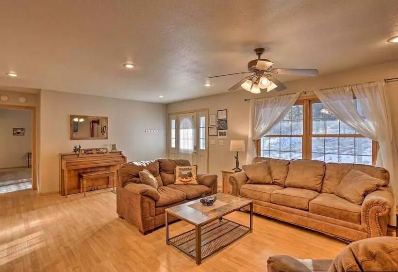 Black Hills Home W/ Mickelson Trail Access!