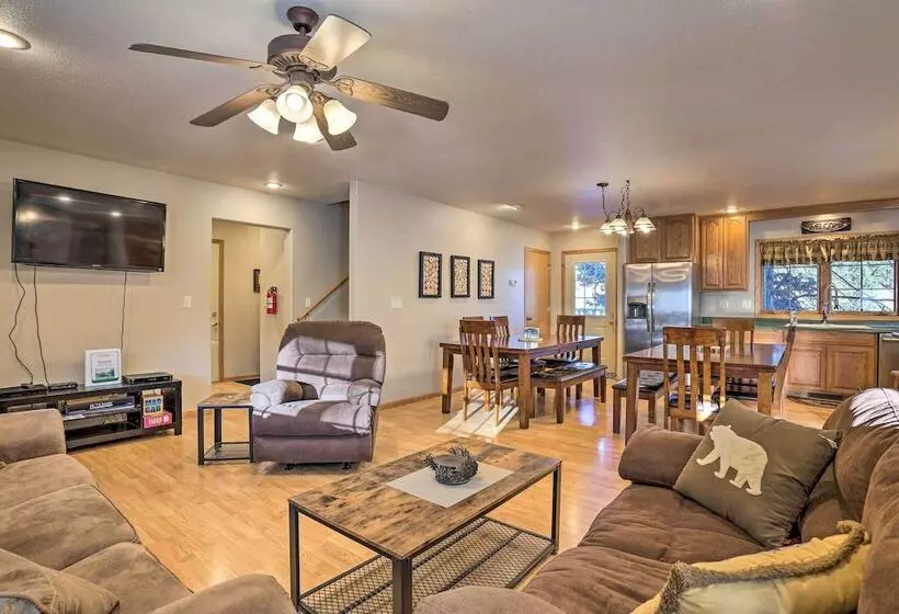 Black Hills Home W/ Mickelson Trail Access!