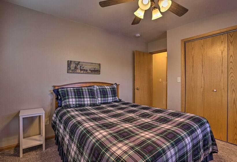 Black Hills Home W/ Mickelson Trail Access!