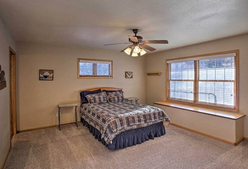 Black Hills Home W/ Mickelson Trail Access!