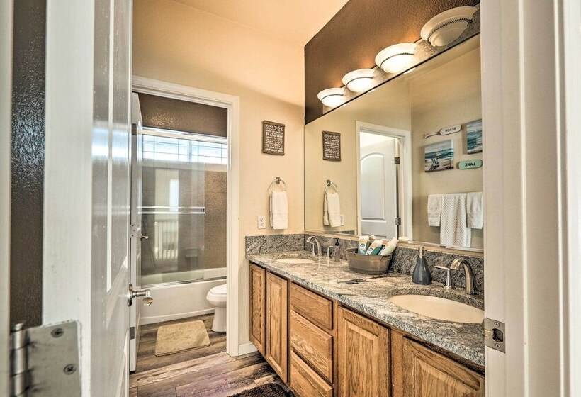 Waterfront Sparks Home: Balcony & Dock!