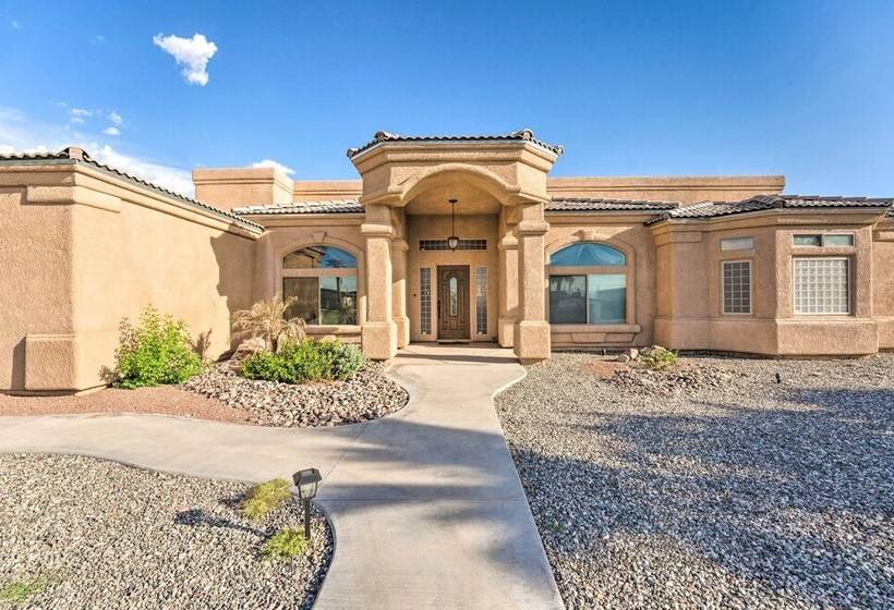 Sunlit Paradise W/ Private Pool & Game Room!