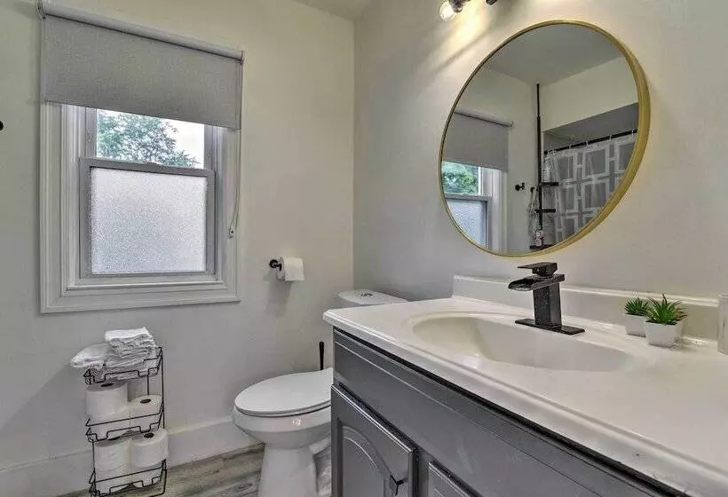 Trendy Birmingham House W/ Laundry Amenities!