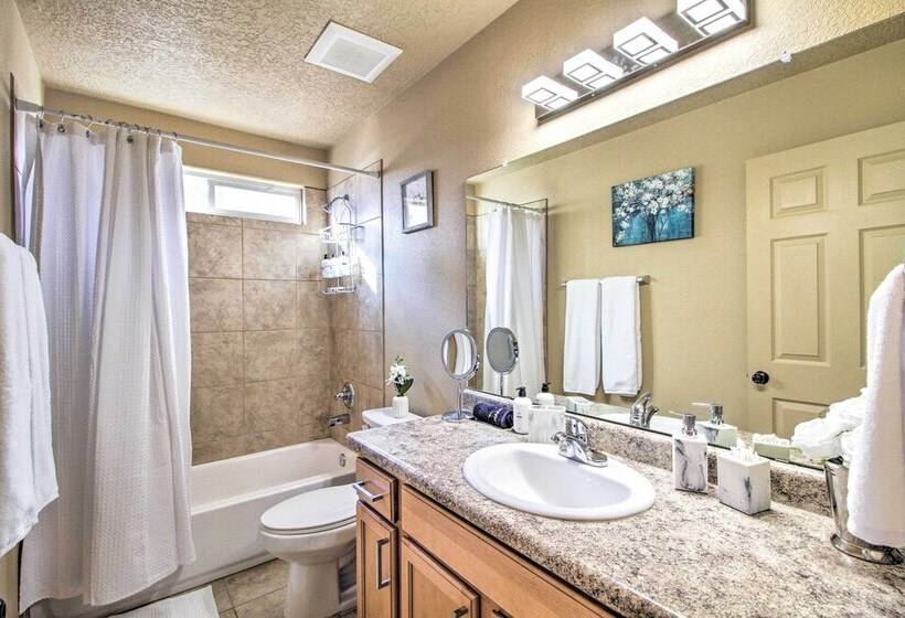 Updated Abq Getaway: Walk To Netflix Studios!