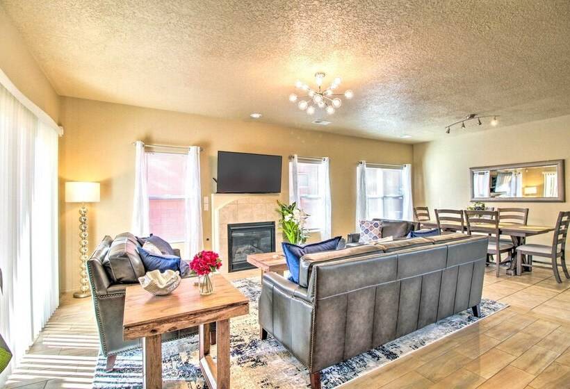 Updated Abq Getaway: Walk To Netflix Studios!