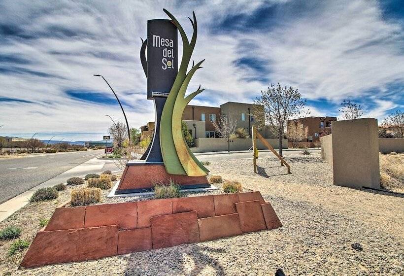 Updated Abq Getaway: Walk To Netflix Studios!