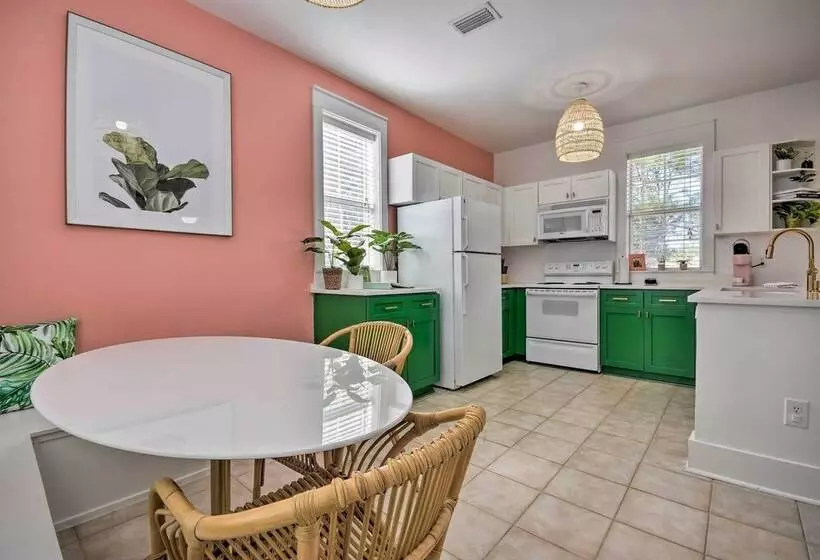 Beverly Bungalow; Easy Walk To Seagrove Beach