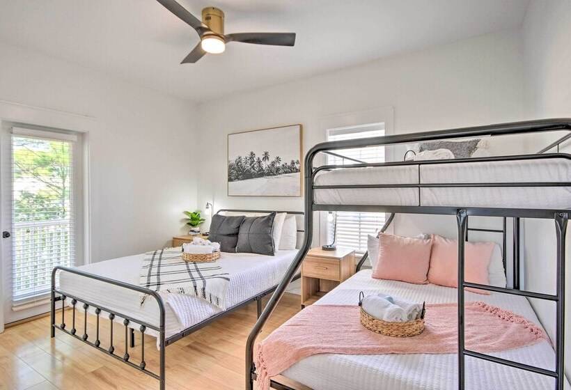 Beverly Bungalow; Easy Walk To Seagrove Beach