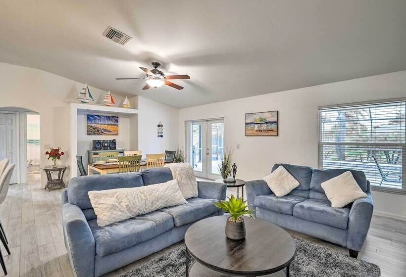 Canalfront Cape Coral Escape   Ada Friendly!
