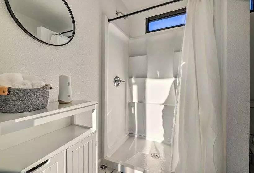 Canyon Lake Retreat W/ Pool ~ 2 Mi To Lake