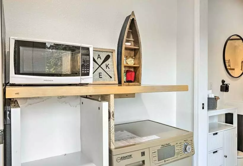 Canyon Lake Retreat W/ Pool ~ 2 Mi To Lake