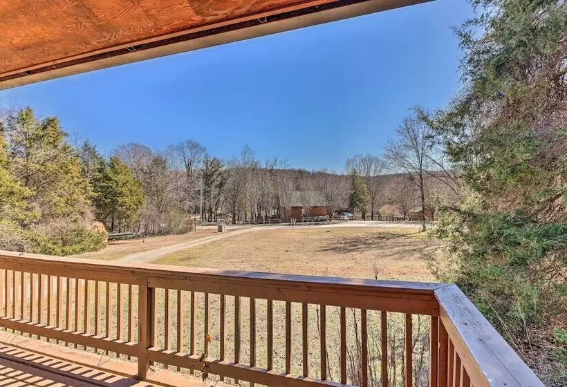 Walk To White River: Home W/ Deck In Flippin!