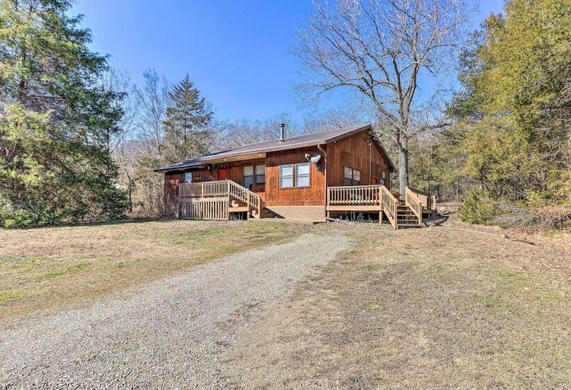 Walk To White River: Home W/ Deck In Flippin!