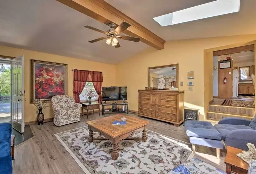 Charming Hanoverton Cottage On Guilford Lake!