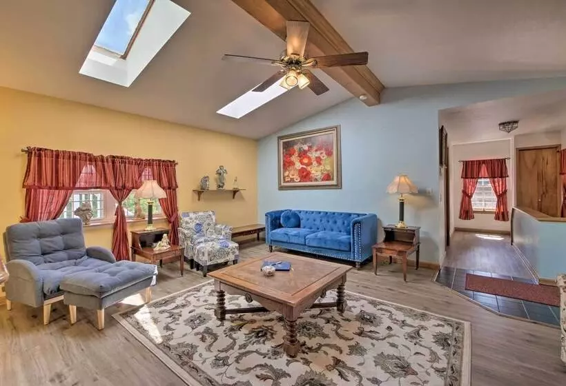 Charming Hanoverton Cottage On Guilford Lake!