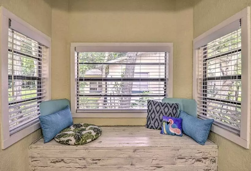 Family Home: Walk To Downtown & Stetson Univ!