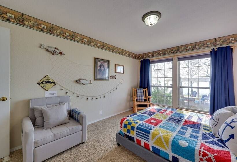 Shared Boat Ramp: Waterfront Home In Grove