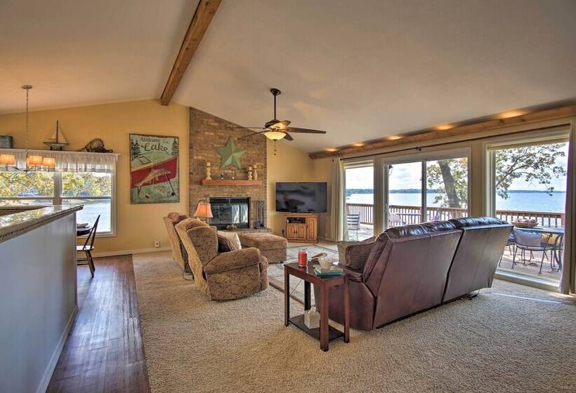 Shared Boat Ramp: Waterfront Home In Grove