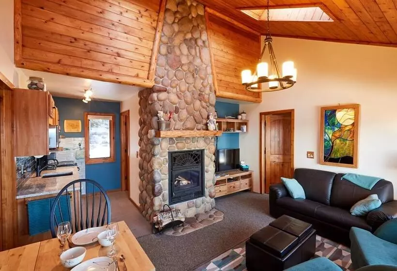 Heart Of Superior Lake Cabin: 15 Mi To Lutsen Mtn!