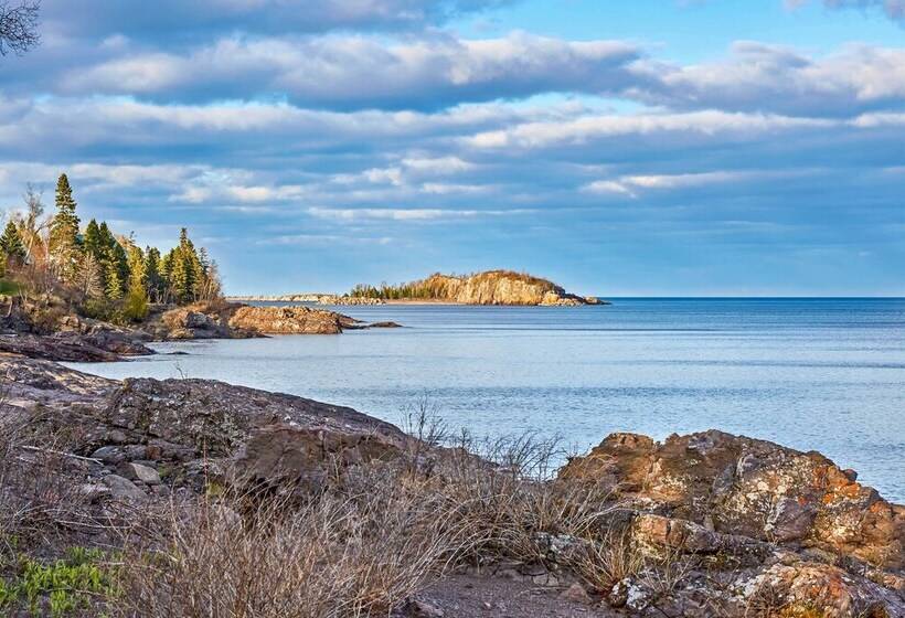 Heart Of Superior Lake Cabin: 15 Mi To Lutsen Mtn!