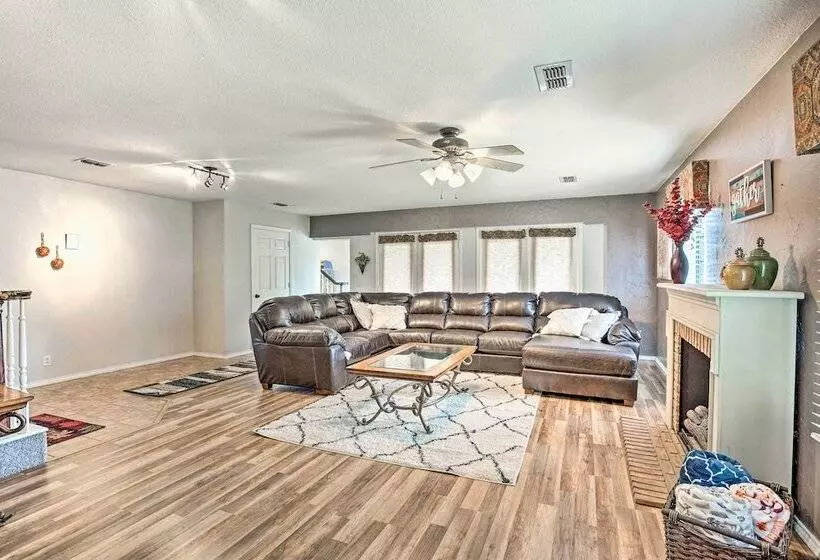 Gainesville Home W/ Outdoor Oasis, 16 Mi To Lake