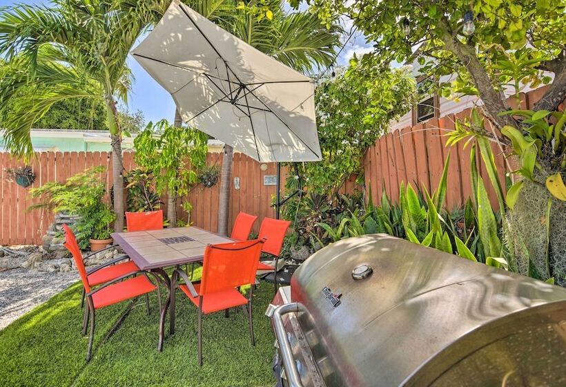 Key Largo Home W/ Dock & Private Beach Access